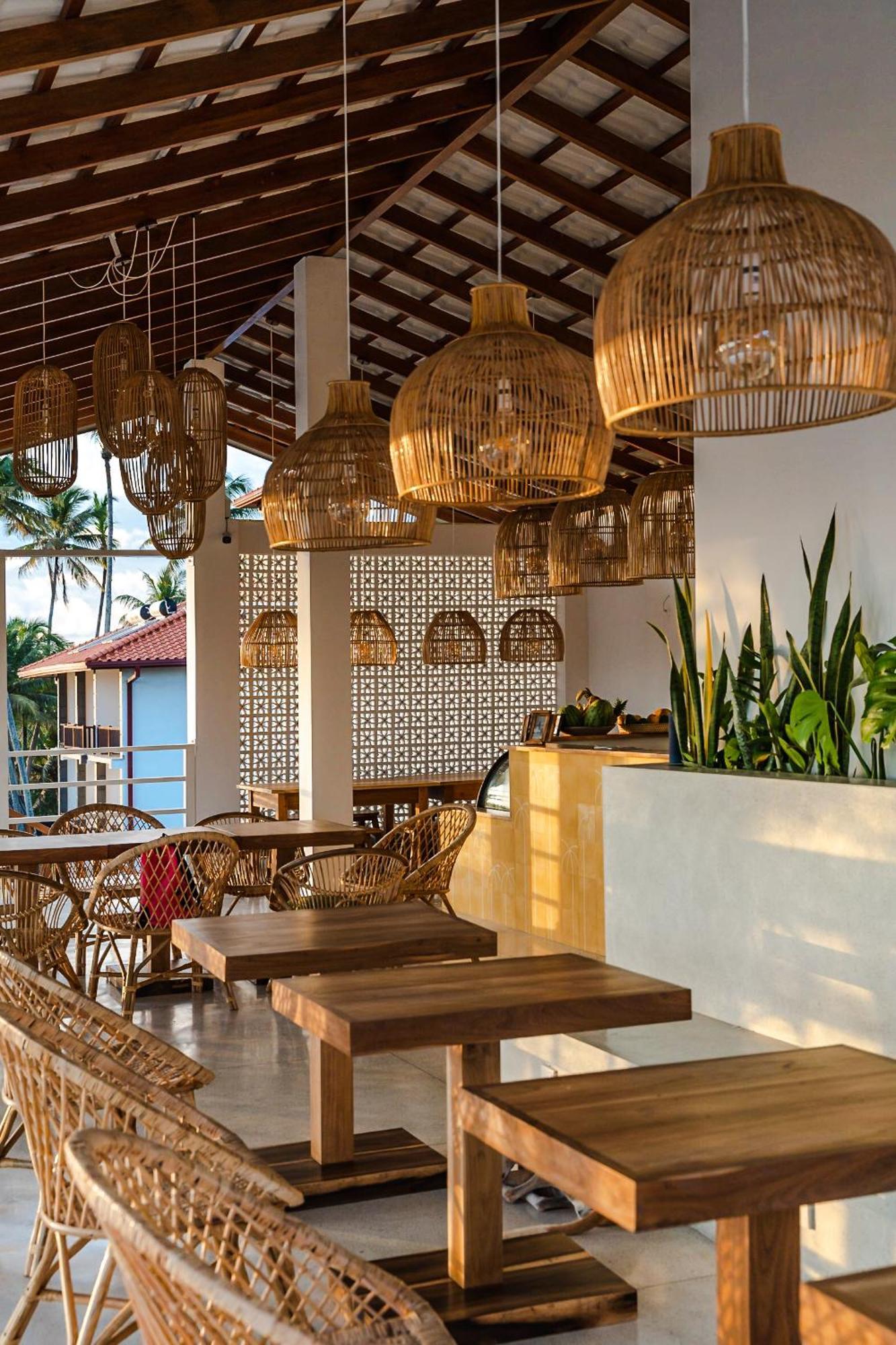 Lucky'S Surf Camp Bed and Breakfast Weligama Εξωτερικό φωτογραφία