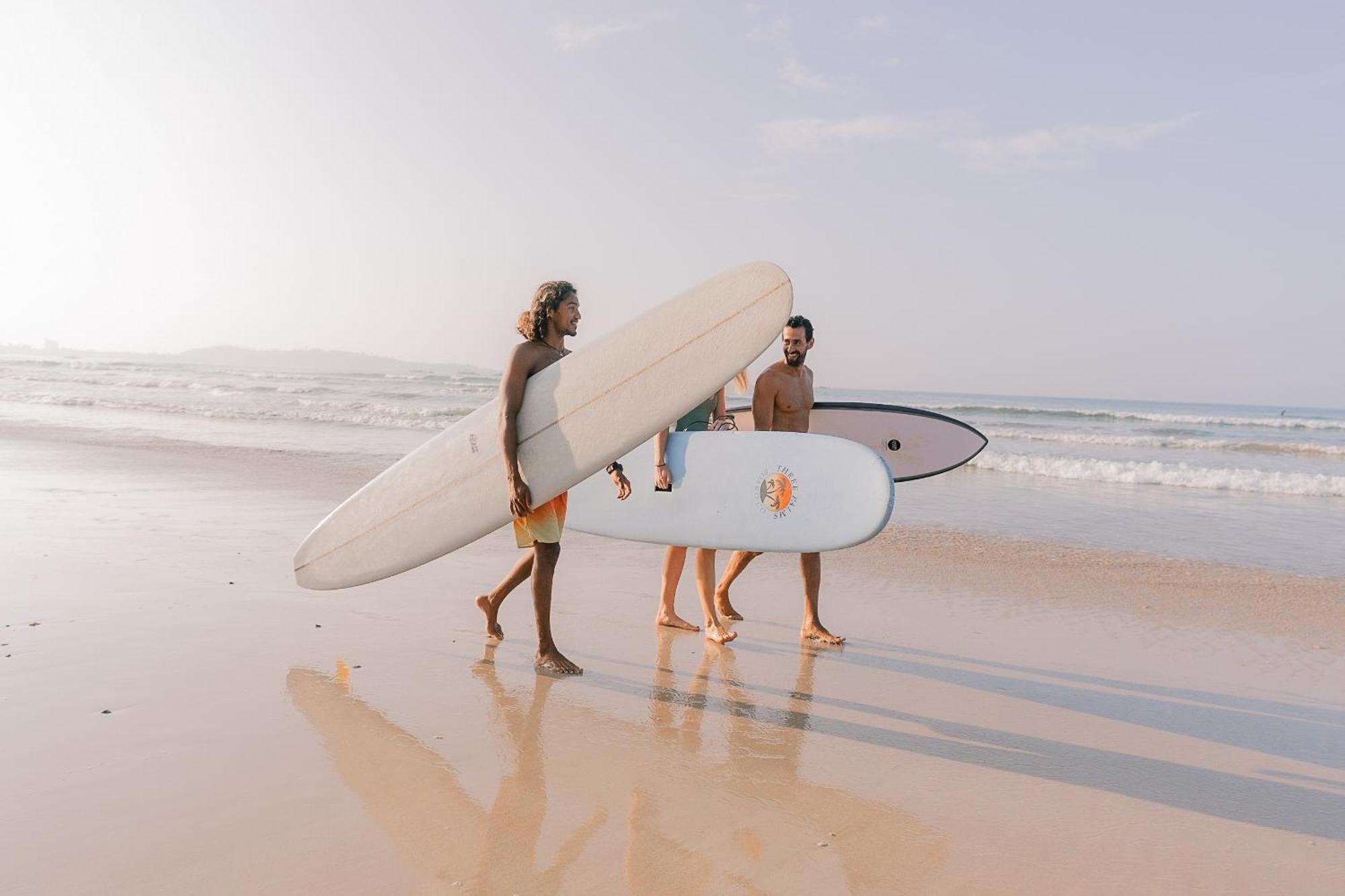 Lucky'S Surf Camp Bed and Breakfast Weligama Εξωτερικό φωτογραφία